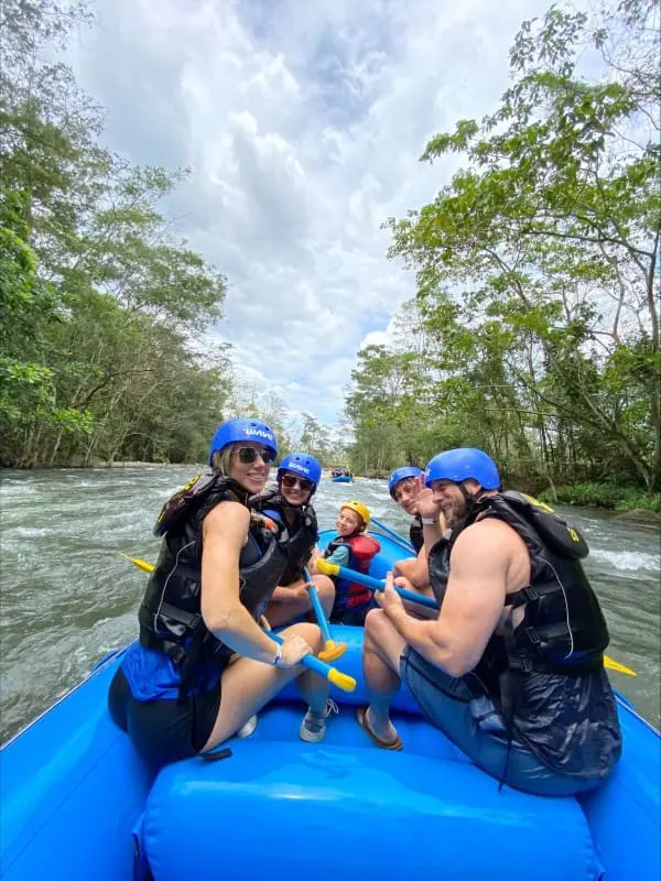 family friendly rafting tour in costa rica