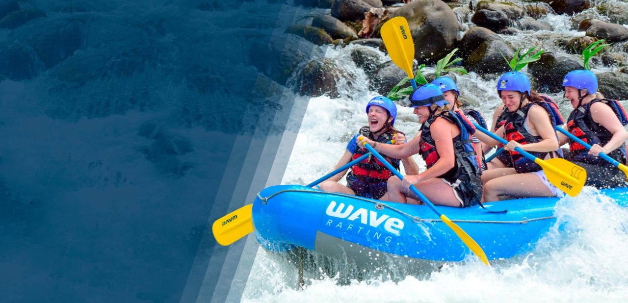 Wave rafting Costa Rica
