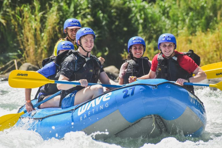Rafting Tour Wave Expeditons Costa Rica
