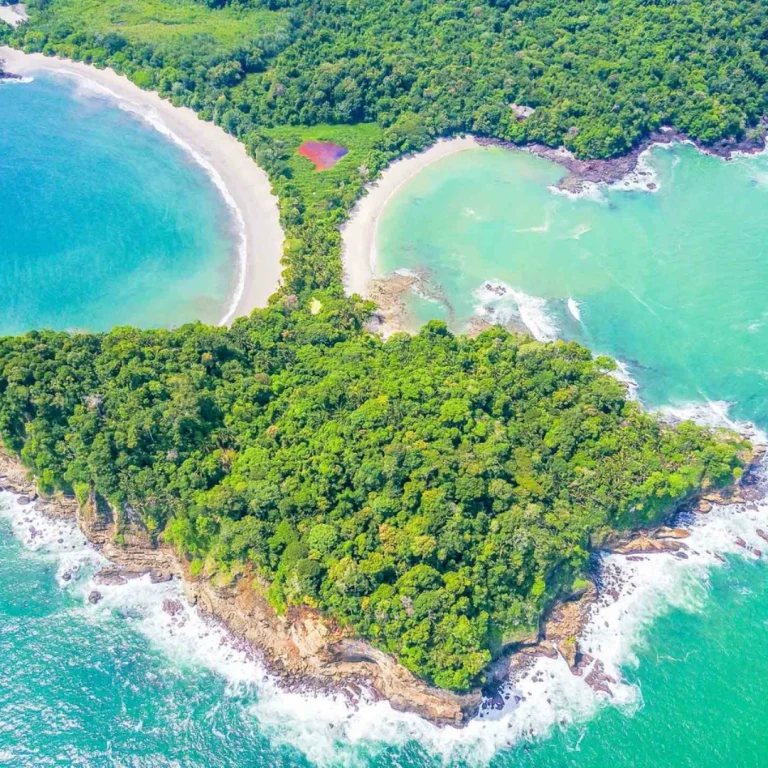 manuel antonio beach